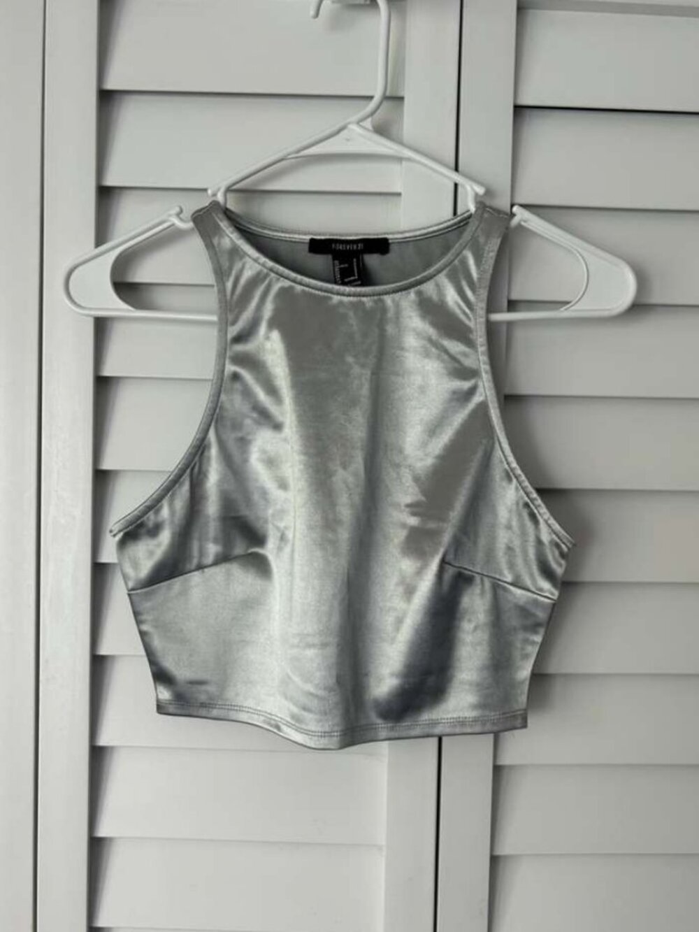 Y2K Silver Metallic Sleeveless Crop Top Party Club S - Picture 2 of 10